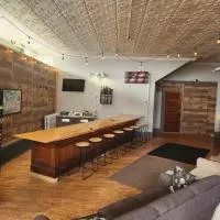 Kaleva East, hotell i South Range