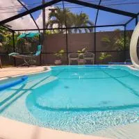 Largo, Fl Heated Pool 8 Beds 1 Mile to Beach Pets, hotell i Largo