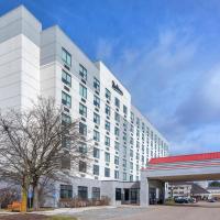 Radisson Hotel Detroit Metro Airport, hotel blizu aerodroma Aerodrom Detroit Metro, Romulus