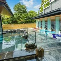 Jinzukyo Kasuga Onsen Tominowa, מלון בטויאמה