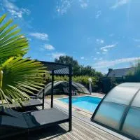 Gites d'Armor, hotel v destinaci Treguidel