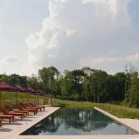 Repère Sauvage, Hôtel Lodges & Restaurant, hotel en La Ville-aux-Clercs