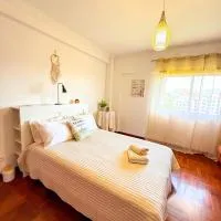 Superhost Stay Spacious Double Rooms near Lisbon and Beaches, hotel en Corroios