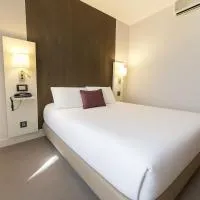 Hôtel Albert Elisabeth Gare SNCF, hotel v destinácii Clermont-Ferrand