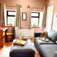 Comfortable Home in Quiet Coastal Community, hotel v destinácii Dungarvan
