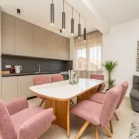 Apartment Anna - free private parking, hotel em Zadar