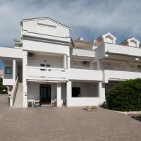 Viesnīca Apartments by the sea Pag - 24467 Pagā