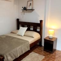 Mini apartment in downtown Limón with AC, hotel cerca de Aeropuerto de Limón - LIO, Limón