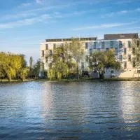 Best Western Plus Lakeside Hotel, hotel v Székesfehérváru