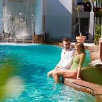 The Reef House Adults Retreat - Enjoy 28 Complimentary Inclusions, hotel i Palm Cove