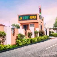 JLK Guest House & Events Centre: Koforidua şehrinde bir otel