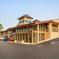 卡特斯維爾戴斯酒店，卡特斯維爾的飯店
