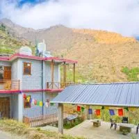 Apple Blush Retreat - Tirthan Valley, hotel di Gushaini