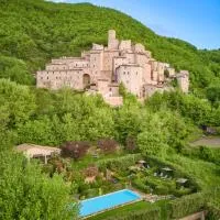 Castello Di Postignano Relais, hotel di Sellano