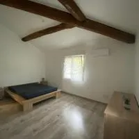 Agréable maison dans petit village calme, hotel a Floure