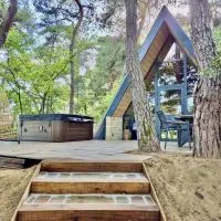 Chalet CanopéA 28 m2 au Domaine CollinéA, hotel Bathernay városában