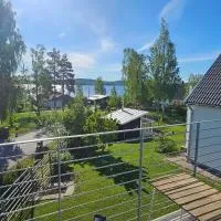 Lägenhet med sjöutsikt, hotel en Nora