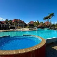 Studio Evasion Coco vue Jardin Tropical - Village vacances, отель в городе Сент-Люсе