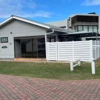 Langpouse, hotel u gradu Hartenbos