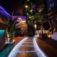 Cupidon LoveRoom Suite Amazone, хотел в Везул
