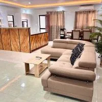 Cozy Manor with Spacious Kitchen and Tub, hotel en General Santos