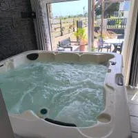 Maison vue mer avec Jacuzzi, hotell sihtkohas Gâvres