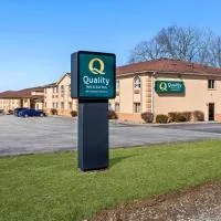 Quality Inn & Suites Seville, Hotel in Seville