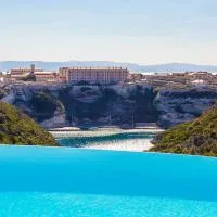 ホテル カラ ディ グレコ(Hôtel Cala di Greco)、ボニファシオのホテル