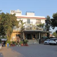 HOTEL KB's Grand, hotel poblíž Shirdi Airport - SAG, Širdi