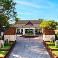 Tawa Ravadee Resort Prachinburi, a member of WorldHotels Distinctive, khách sạn ở Si Maha Phot