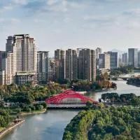 The Azure Ningbo, Vignette Collection by IHG، فندق في نينغبو