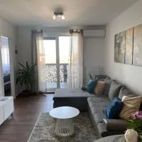 Dream Apartment VG - Self Check in - Garage, khách sạn ở Velika Gorica
