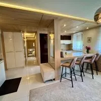 Nyíregyháza में, होटल AVIRA Apartman with Free Private Garage