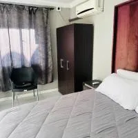 Rose's Lodge, hotel en Ga-Selala