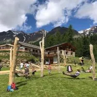 Rifugio Lo Scoiattolo, hotel v destinácii Peio