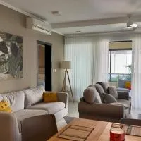 Tamarin में, होटल NEW Beachfront 3-bedrooms Apartment in Tamarin, Ocean Legend