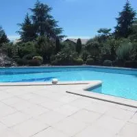L'Isatis, hotel in Mézens