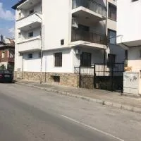 При Бети, ξενοδοχείο στο Σαντάνσκι