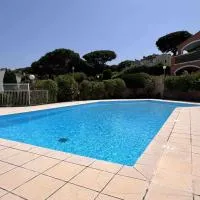 Holidays font mourrier, hotel em Cogolin