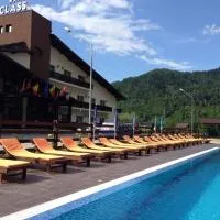 Hotel Class, ξενοδοχείο σε Brezoi