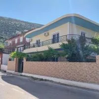 Viesnīca Athina Rooms pilsētā Shënvasi