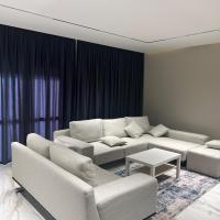 Ultra Modern flat Beverly hills, hotel poblíž Sphinx International Airport - SPX, Sheikh Zayed