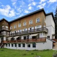 Viesnīca Auberge de Jeunesse HI Chamrousse pilsētā Šamrusa