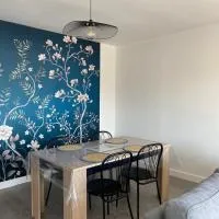 Appartement T2 renové en 2023 -3 nuits minimum، فندق في لانيون