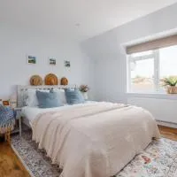 Sandy Shores Apartment، فندق في سواناج