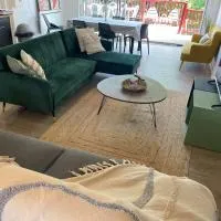Large Apartment with Mountain View in Espelette, hotel em Espelette
