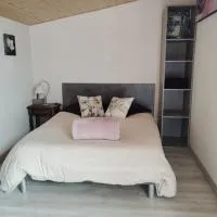 l'orchidée, hotel Talais városában