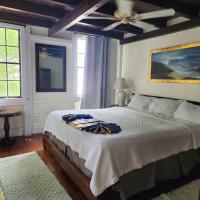 The Comanche A Club Inn of Christianted St Croix, hotel perto de Christiansted Harbor Seaplane Base - SSB, Christiansted