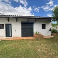 Maison avec jardin à l'île de la Réunion, hotel en Le Port