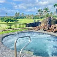 Ocean-View 1BR Condo on Black Sands Beach, Pool, Hot Tub, hotel v destinácii Pahala
